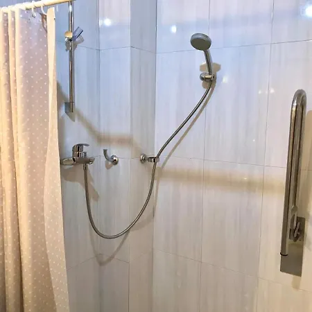 Large One Bed Apt - Torresol Apartamento Nerja